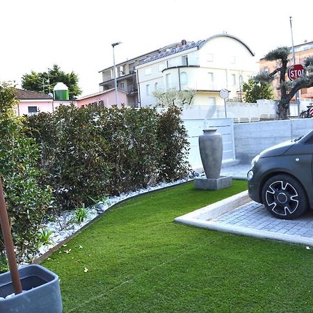 Iris Ar Holiday-Home Peschiera del Garda Exterior foto