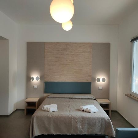 Iris Ar Holiday-Home Peschiera del Garda Exterior foto