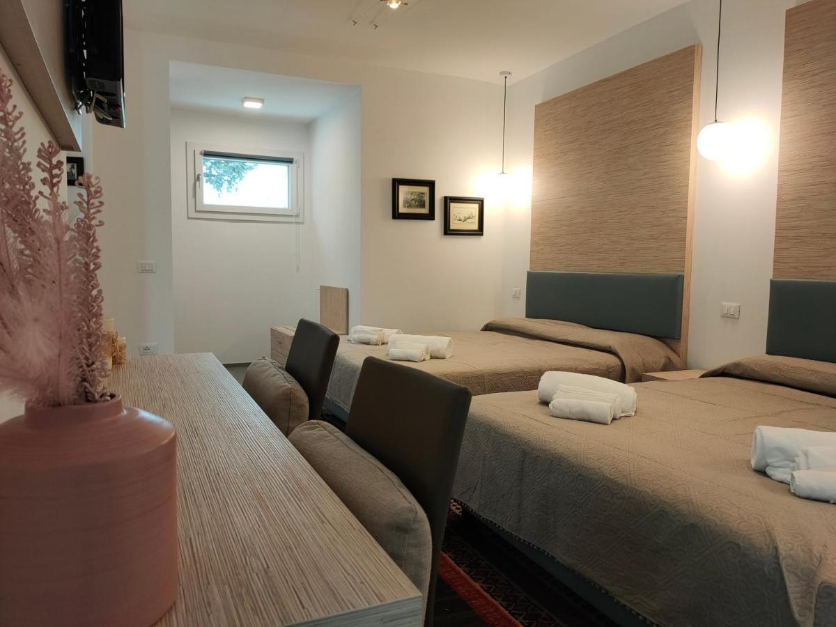 Iris Ar Holiday-Home Peschiera del Garda Exterior foto