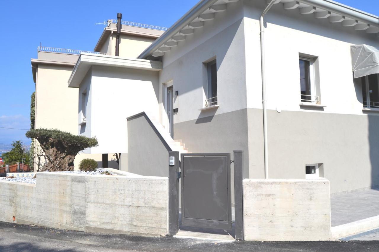 Iris Ar Holiday-Home Peschiera del Garda Exterior foto